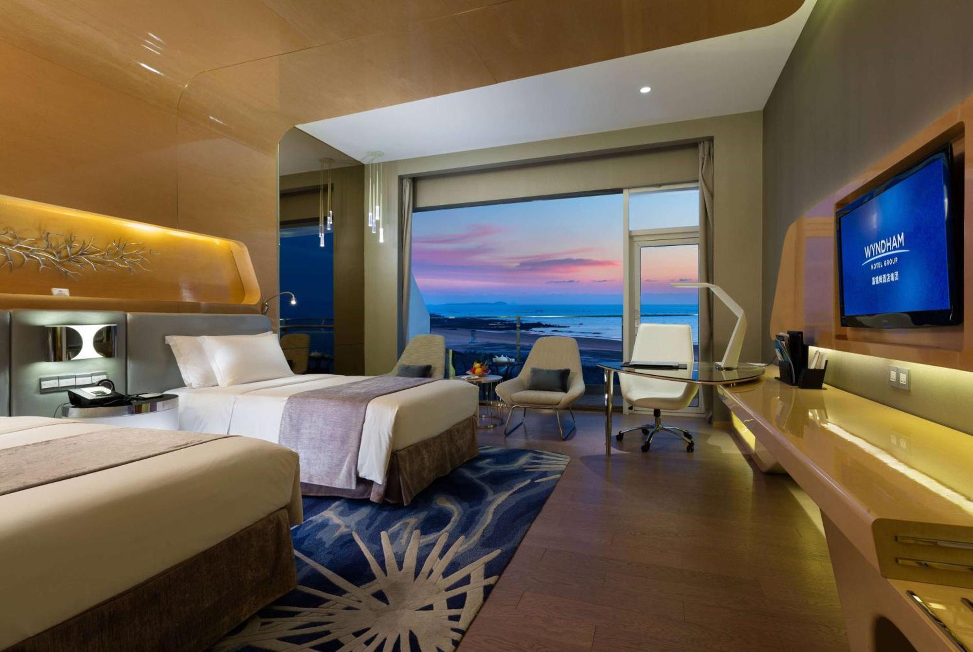 Wyndham Grand Qingdao Otel Dış mekan fotoğraf